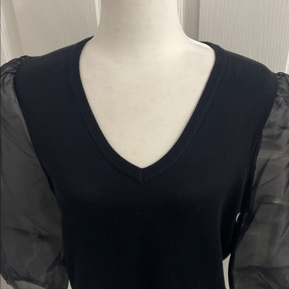 Adrianna Papell  Black V Neck Sweater Knit Top with 3/4 Sheer Sleeves Sz M - Picture 2 of 13